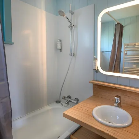 Domaine Du Val Village de vacances 3*