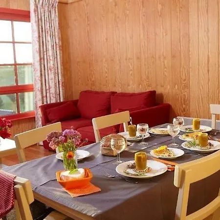 Domaine Du Val Village de vacances 3*