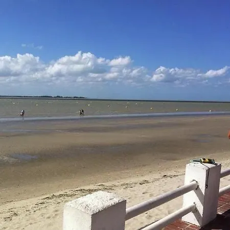 Village de vacances Domaine Du Val Grand-Laviers