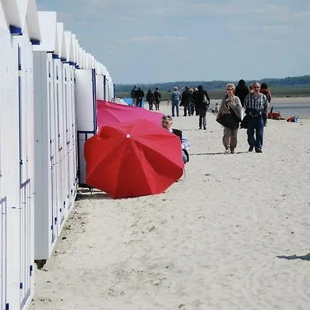 Domaine Du Val 3* Grand-Laviers