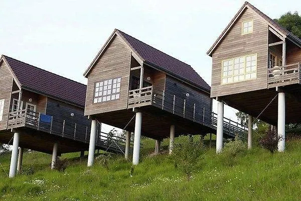 Domaine Du Val Vakantiepark Grand-Laviers