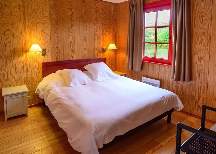 Domaine Du Val Vakantiepark Grand-Laviers